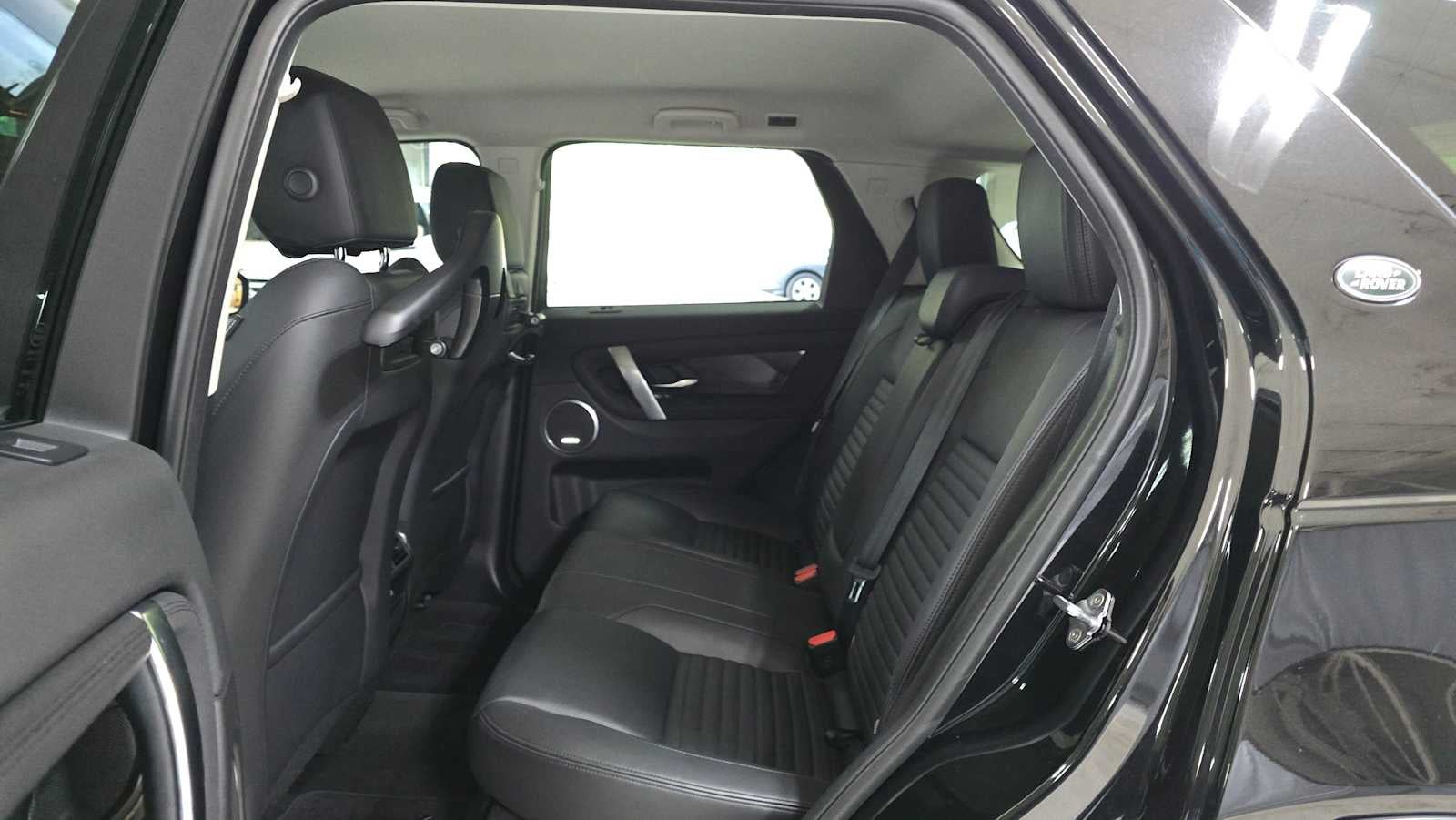 2023 Land Rover Discovery Sport SE