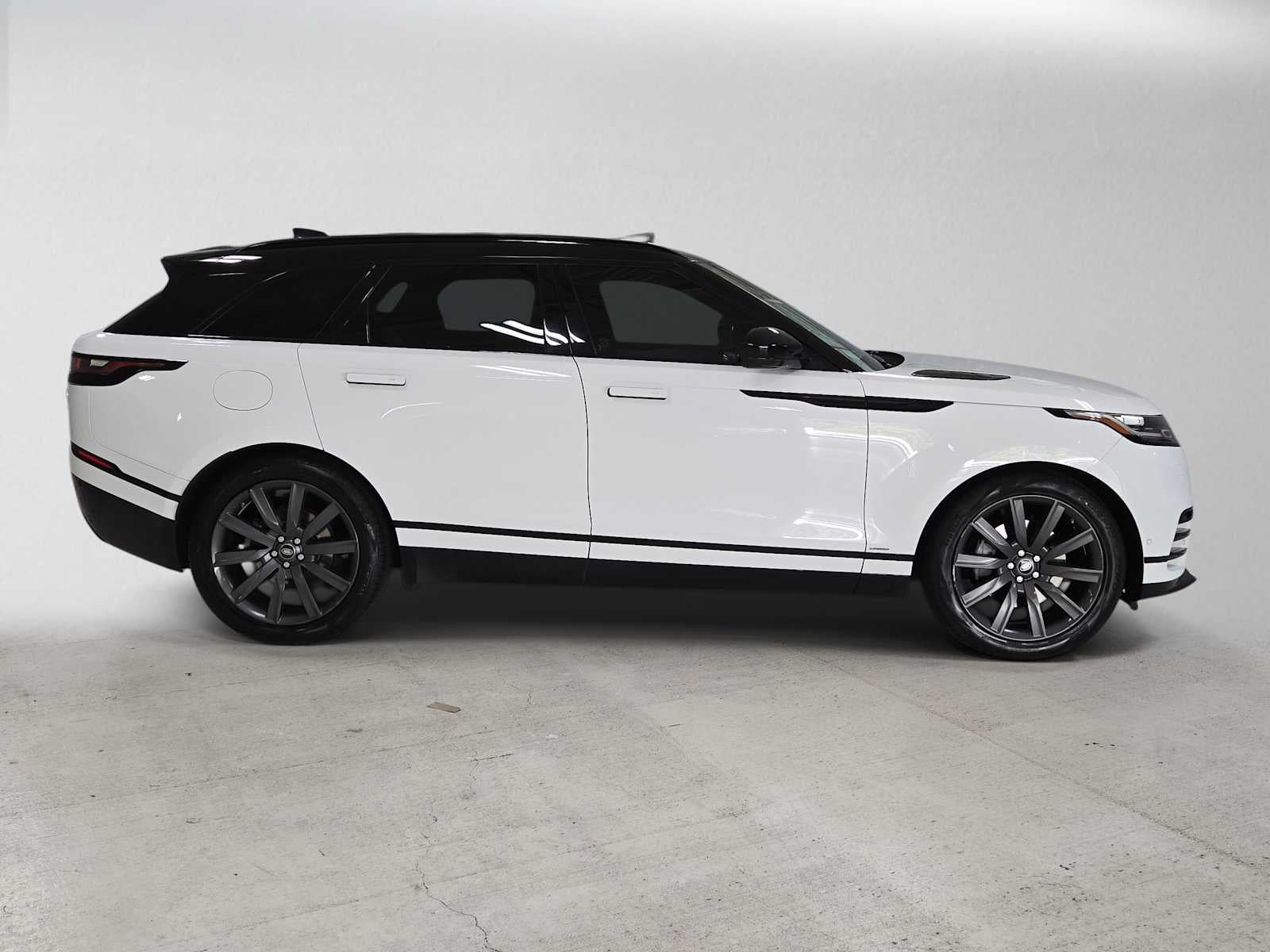 2019 Land Rover Range Rover Velar R-Dynamic HSE