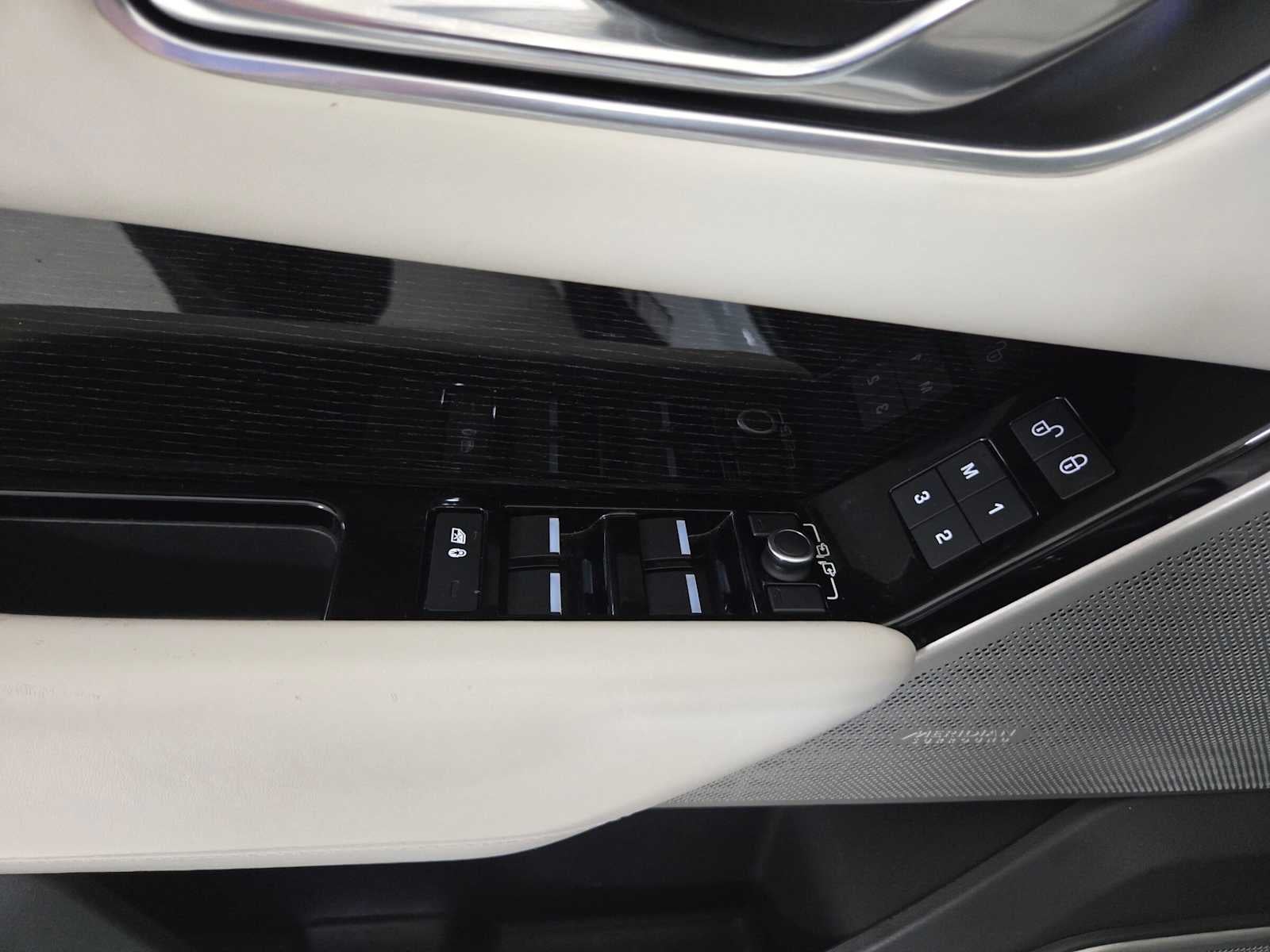 2019 Land Rover Range Rover Velar R-Dynamic HSE