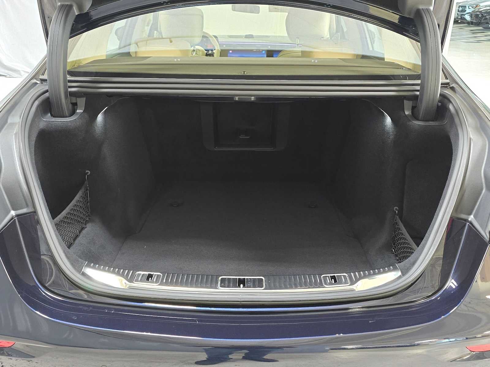 2027 Mercedes-Benz S 500 4MATIC® Sedan