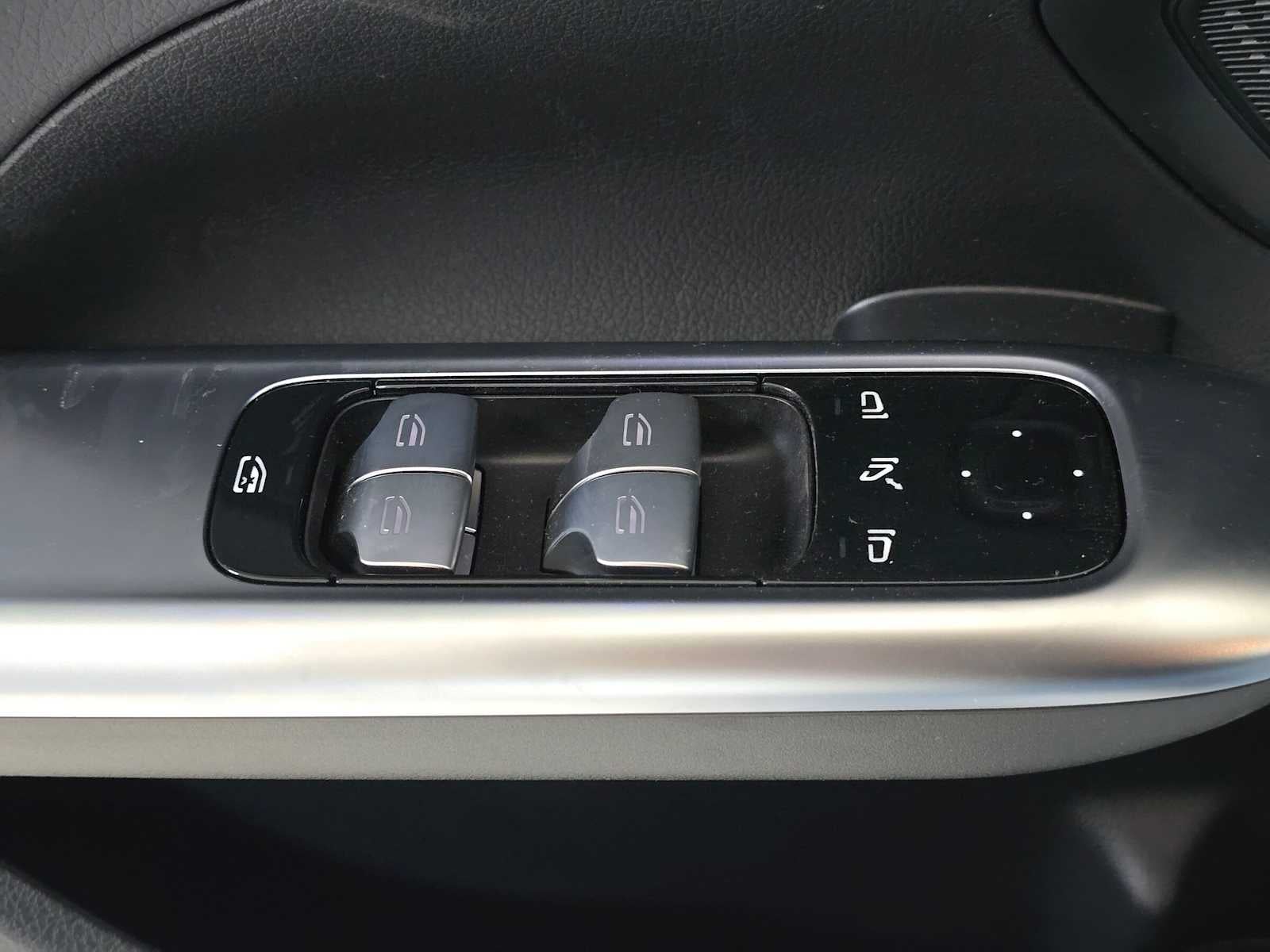 2026 Mercedes-Benz C 300 4MATIC® Sedan