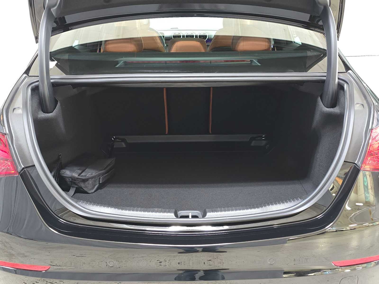 2026 Mercedes-Benz C 300 4MATIC® Sedan