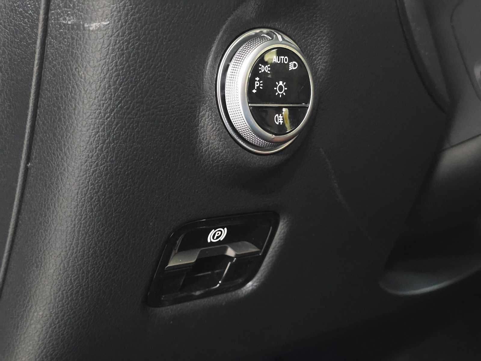 2026 Mercedes-Benz C 300 4MATIC® Sedan