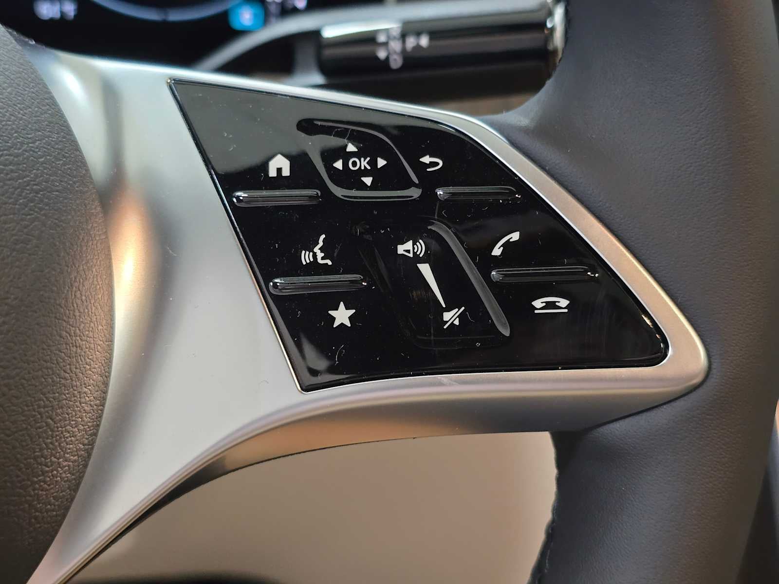 2026 Mercedes-Benz C 300 4MATIC® Sedan
