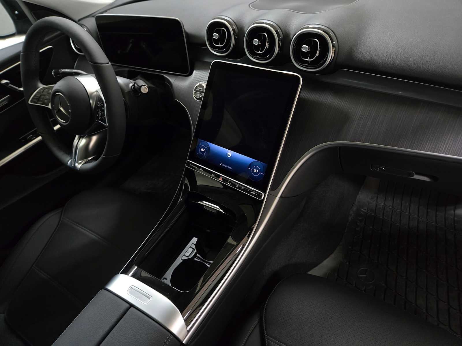 2026 Mercedes-Benz C 300 4MATIC® Sedan