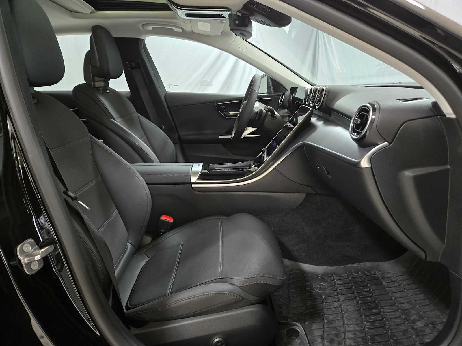 2026 Mercedes-Benz C 300 4MATIC® Sedan