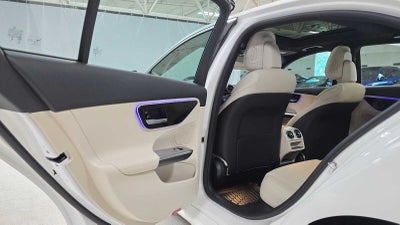2026 Mercedes-Benz C 300 4MATIC® Sedan