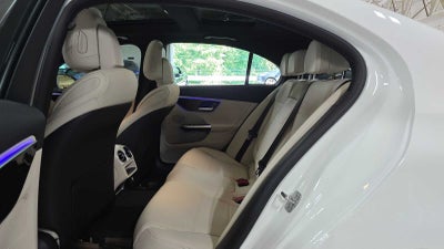 2026 Mercedes-Benz C 300 4MATIC® Sedan