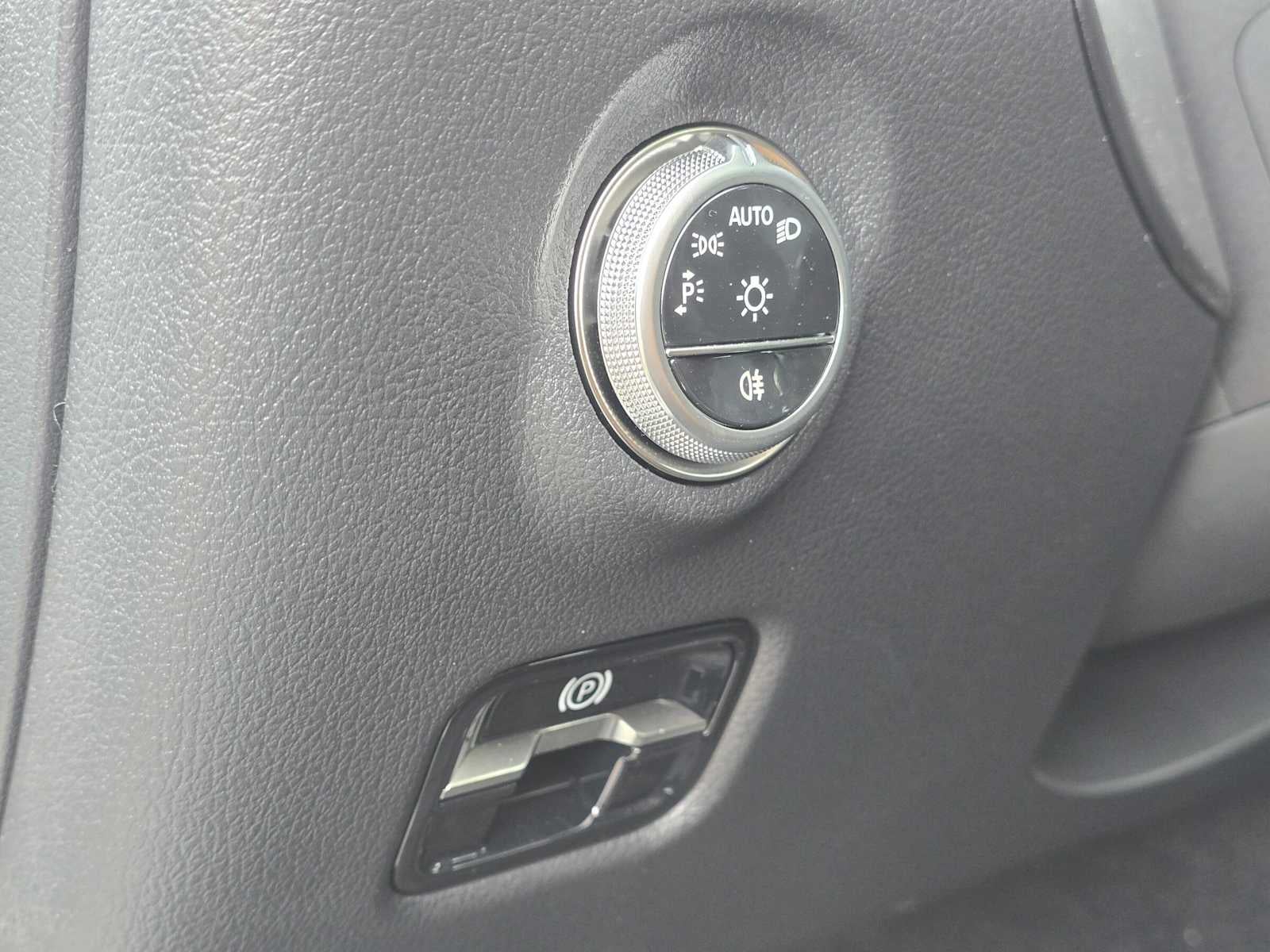 2026 Mercedes-Benz C 300 4MATIC® Sedan