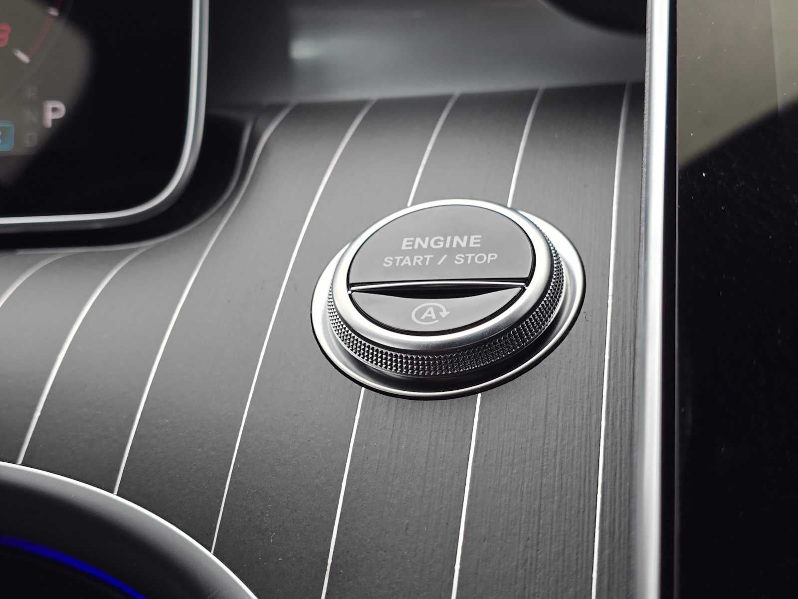 2026 Mercedes-Benz C 300 4MATIC® Sedan