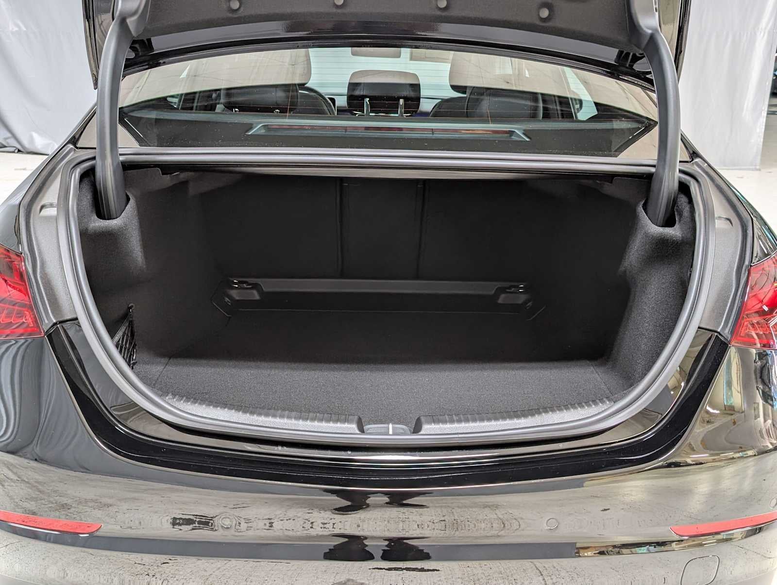 2026 Mercedes-Benz C 300 4MATIC® Sedan