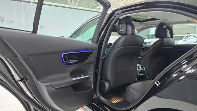 2026 Mercedes-Benz C 300 4MATIC® Sedan