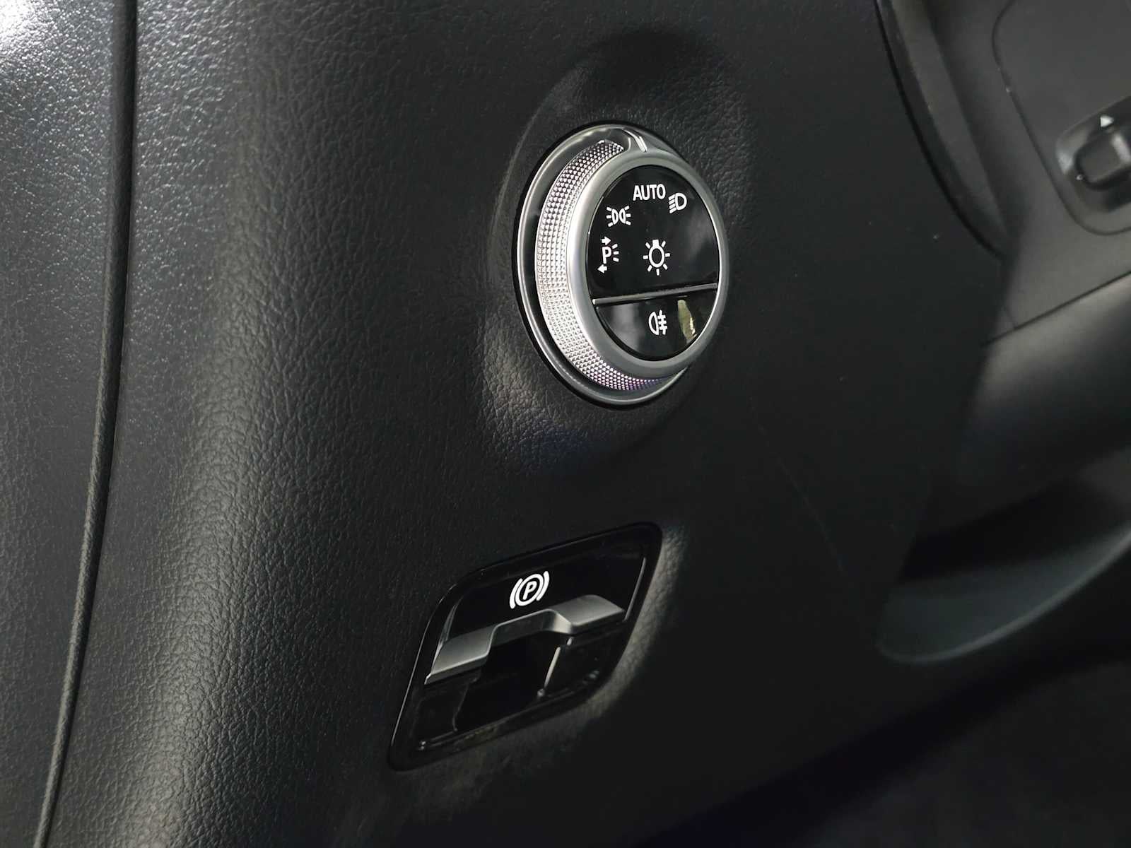 2026 Mercedes-Benz C 300 4MATIC® Sedan