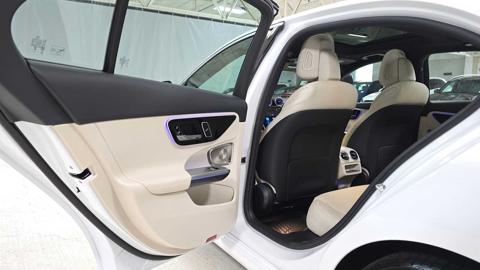 2025 Mercedes-Benz C 300 C 300