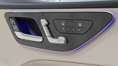 2025 Mercedes-Benz C 300 C 300