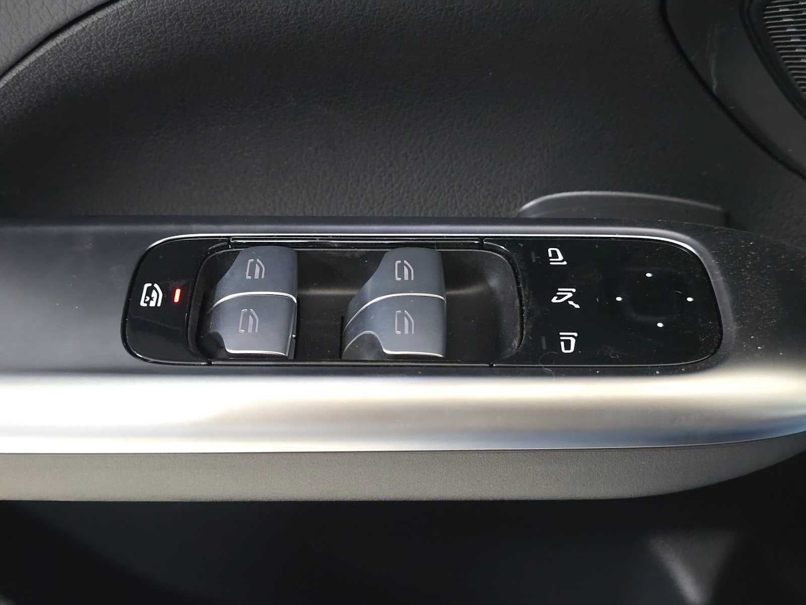 2026 Mercedes-Benz C 300 4MATIC® Sedan