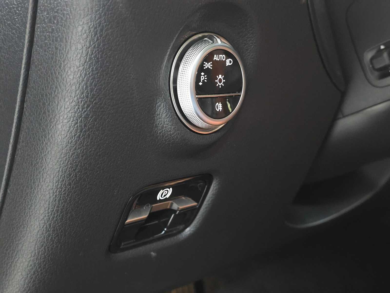 2026 Mercedes-Benz C 300 4MATIC® Sedan