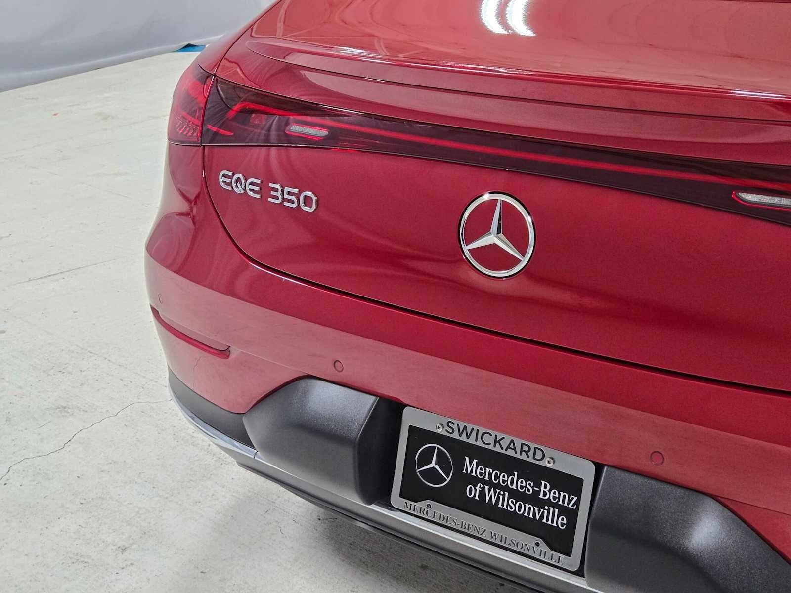 2023 Mercedes-Benz EQE 350 4MATIC®+ Sedan