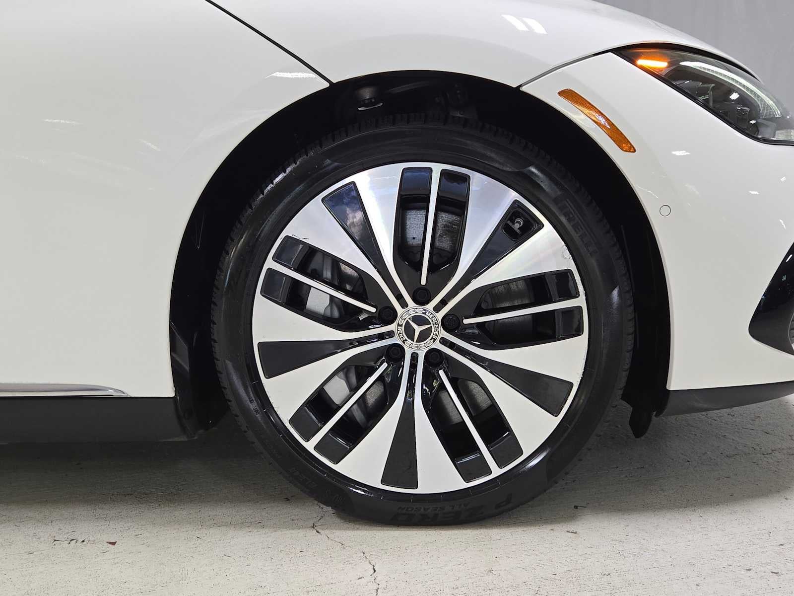 2023 Mercedes-Benz EQE 350 4MATIC®+ Sedan