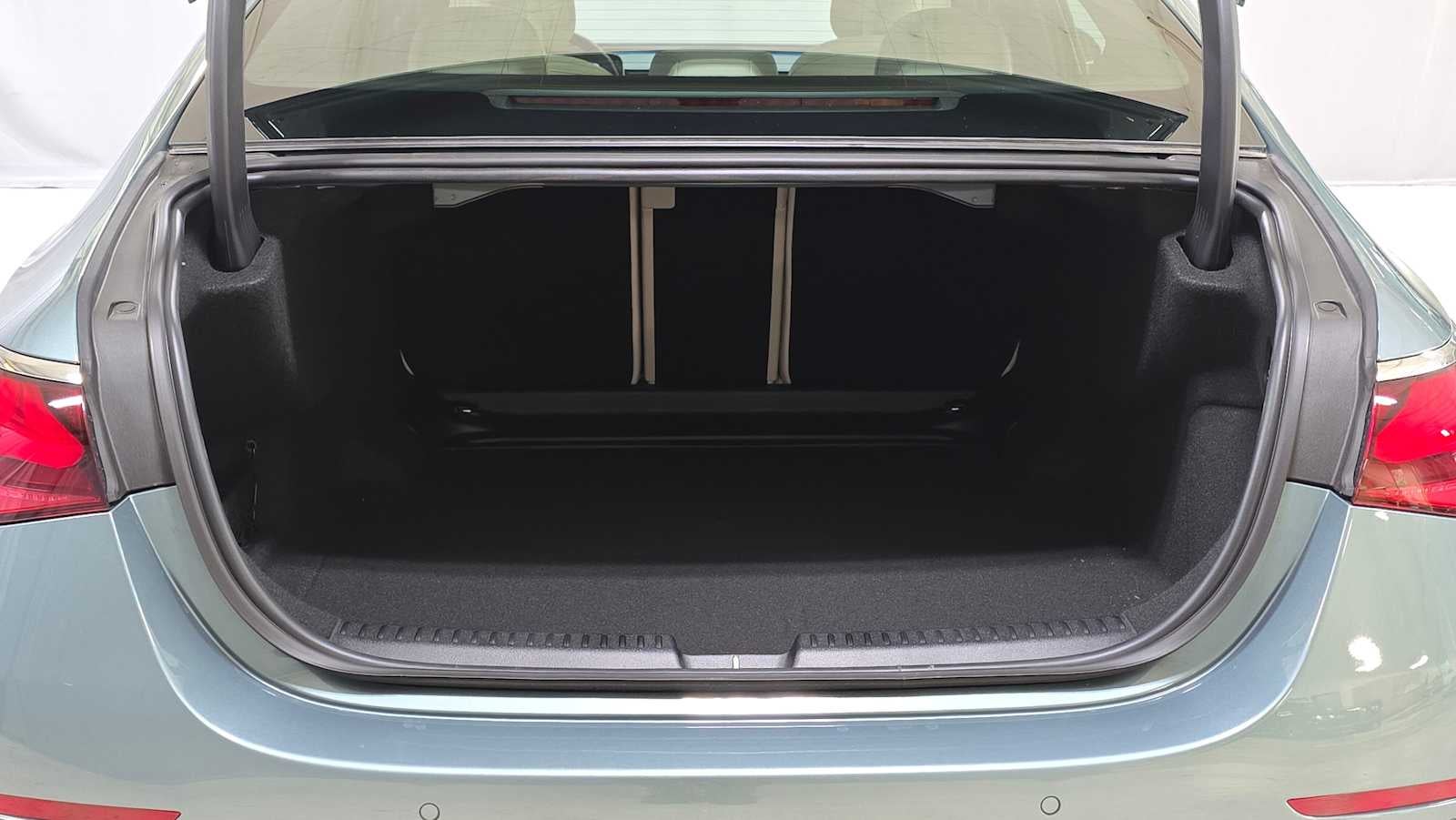 2026 Mercedes-Benz E 350 E 350