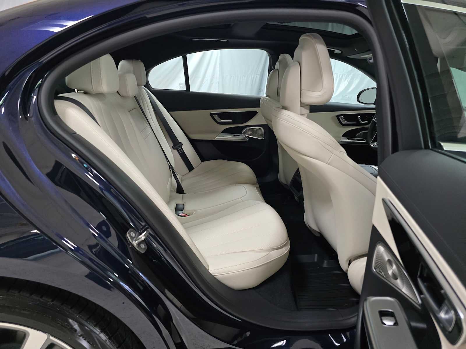 2027 Mercedes-Benz E 350 4MATIC® Sedan