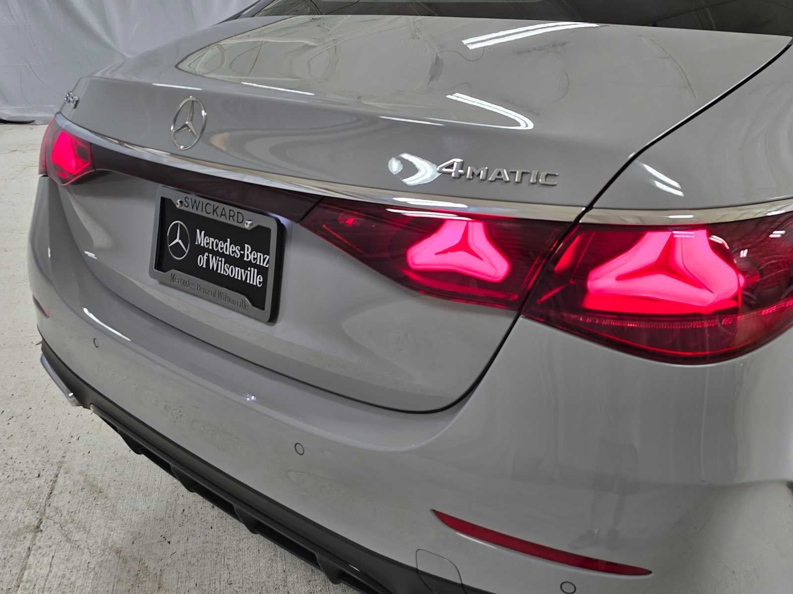 2025 Mercedes-Benz E 350 4MATIC® Sedan