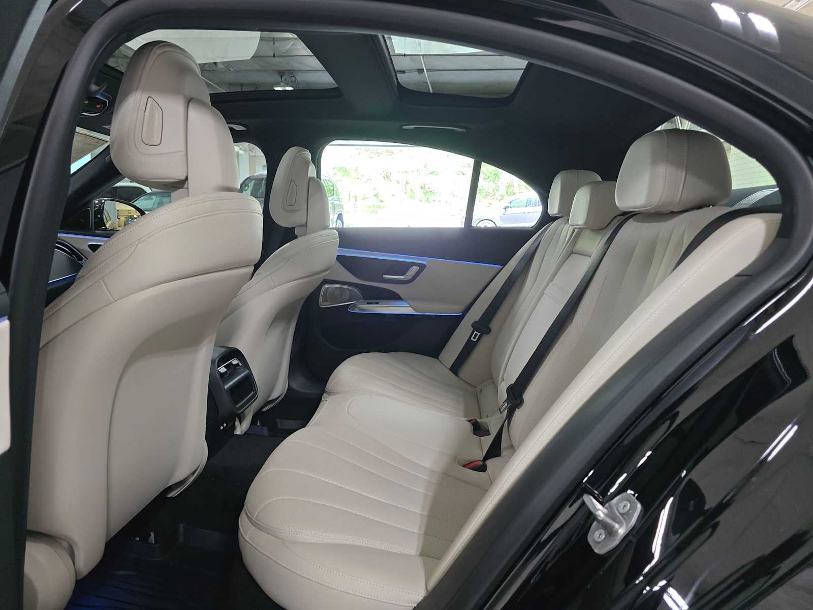 2027 Mercedes-Benz E 350 4MATIC® Sedan