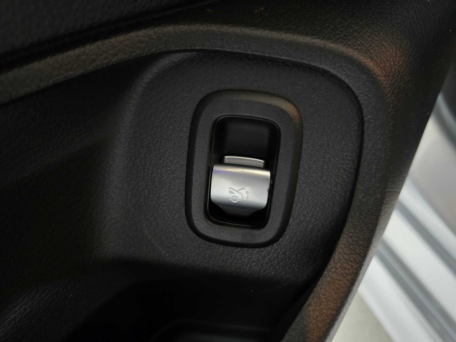 2026 Mercedes-Benz CLE 300 4MATIC® Coupe