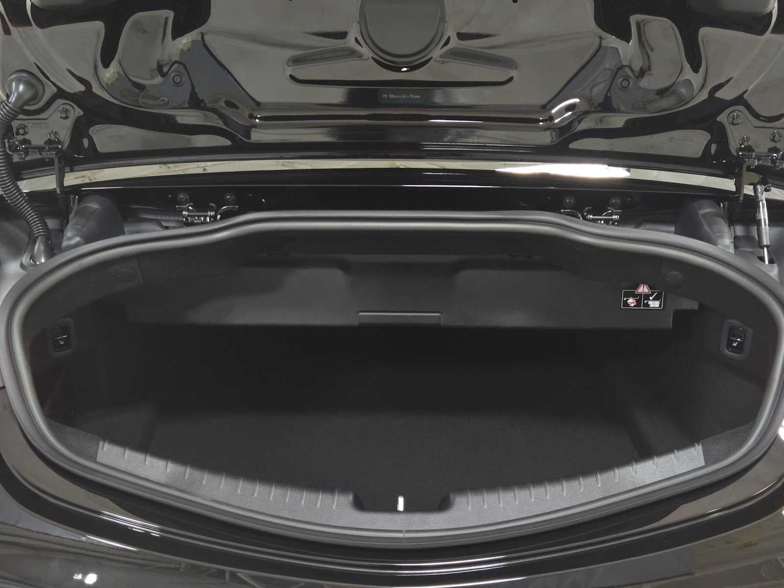 2027 Mercedes-Benz CLE 300 4MATIC® Cabriolet
