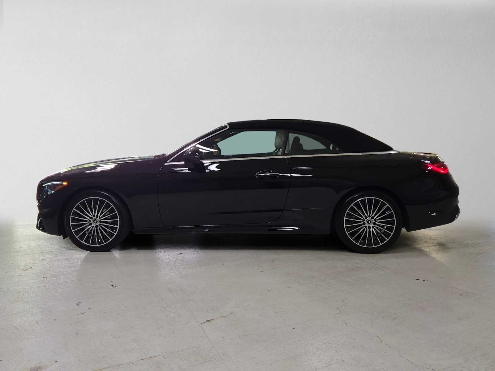 2027 Mercedes-Benz CLE 300 4MATIC® Cabriolet