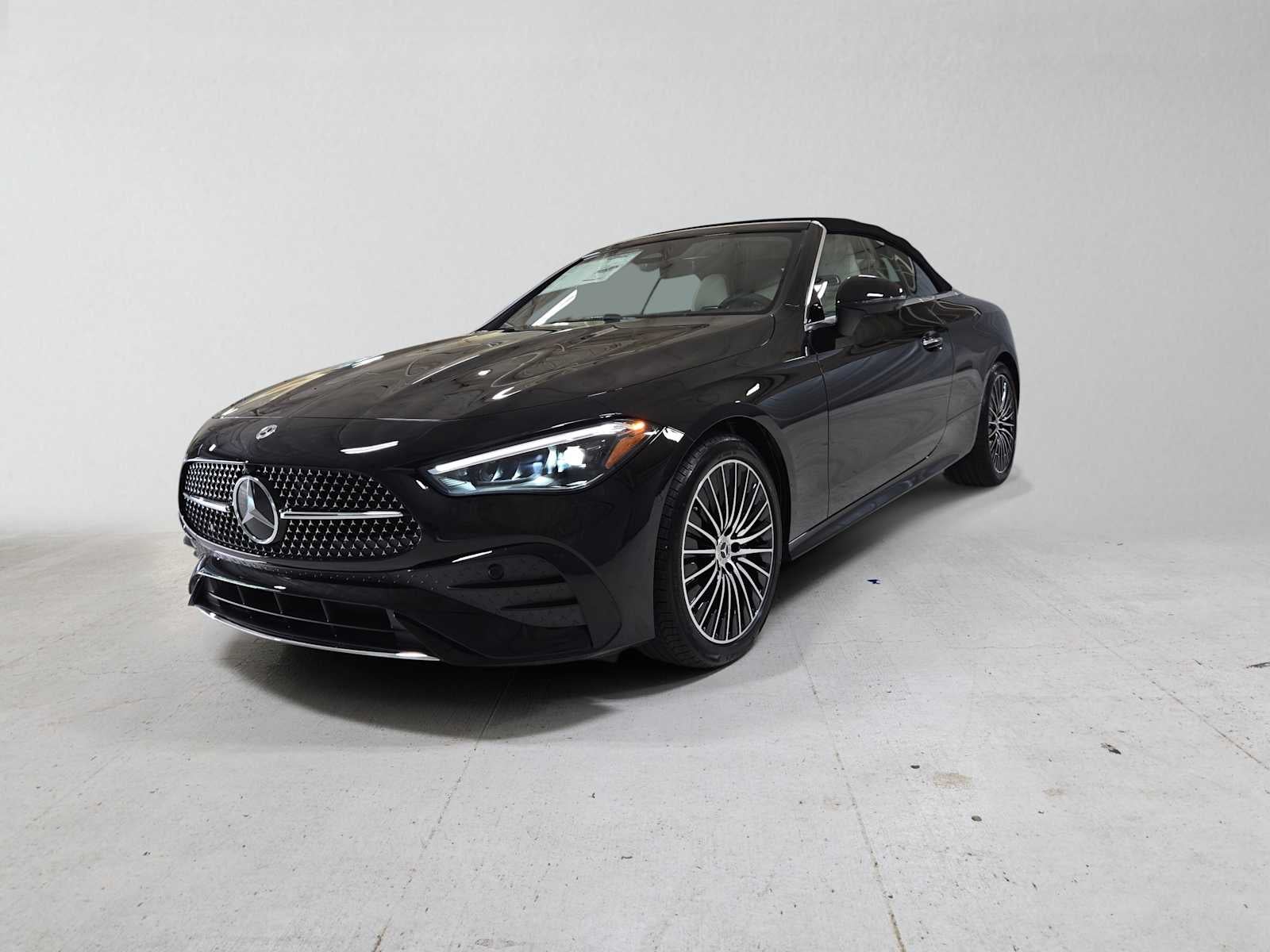 2027 Mercedes-Benz CLE 300 4MATIC® Cabriolet