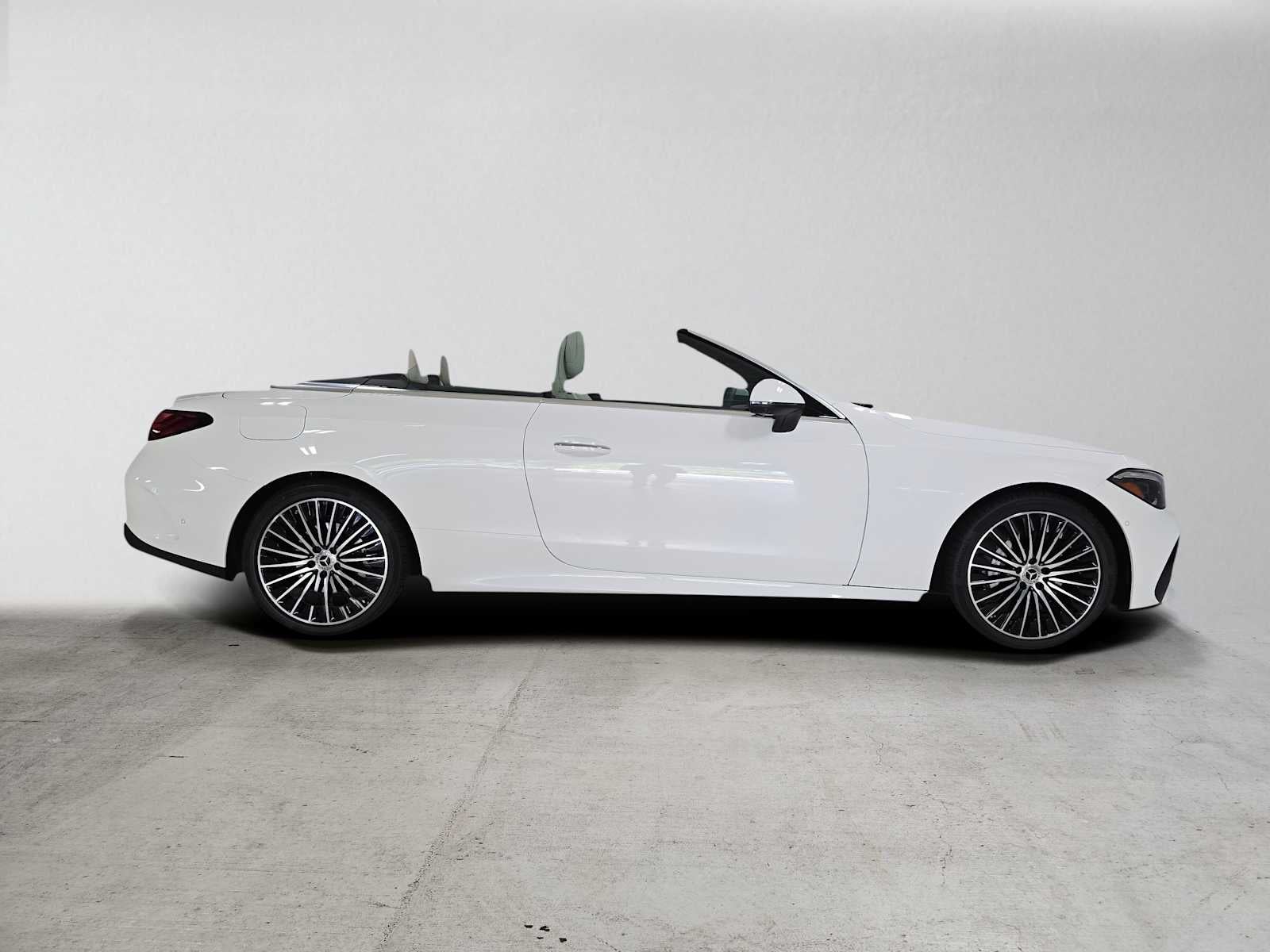 2027 Mercedes-Benz CLE 300 4MATIC® Cabriolet