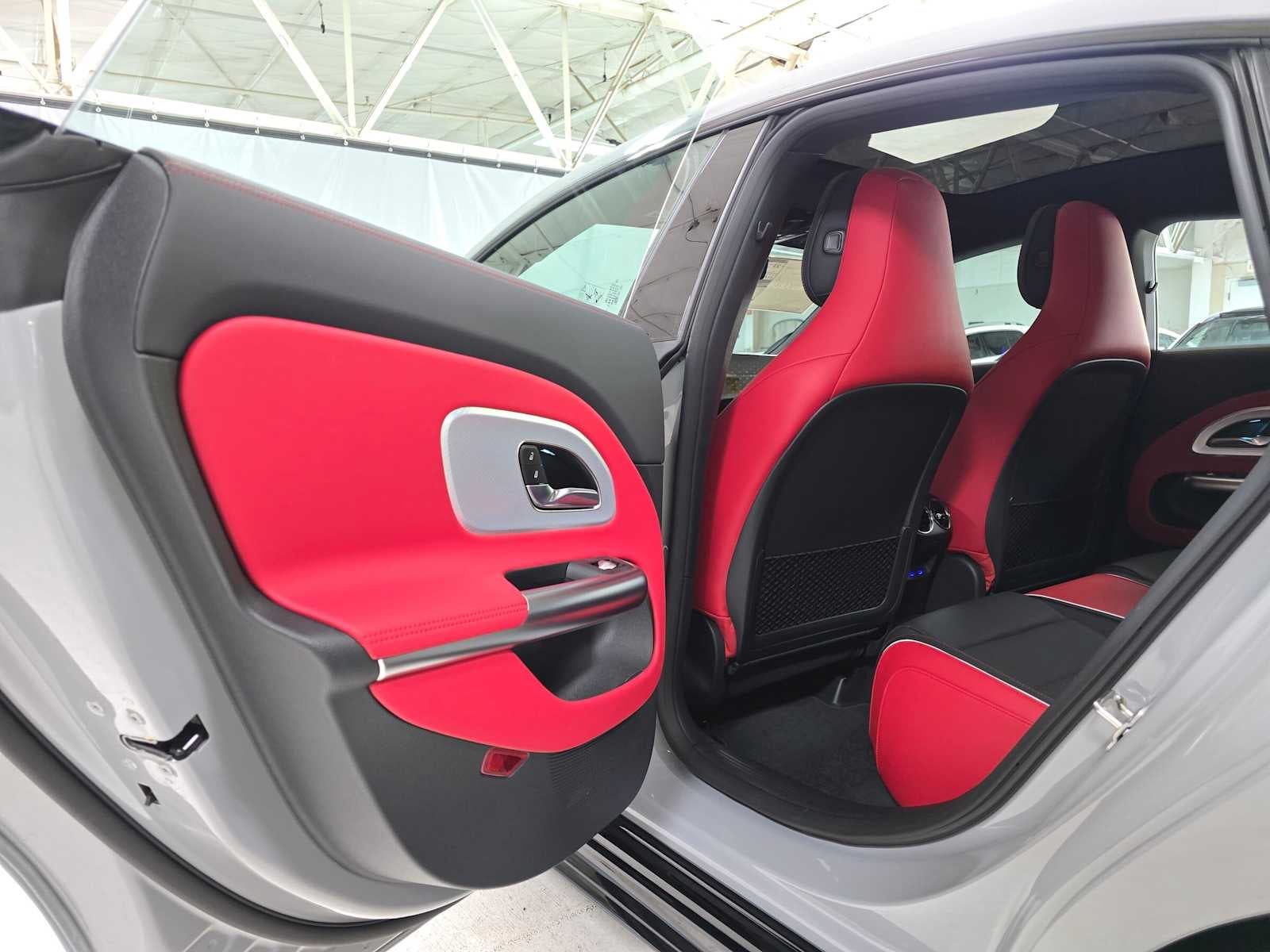 2027 Mercedes-Benz CLA 220 Hybrid FWD