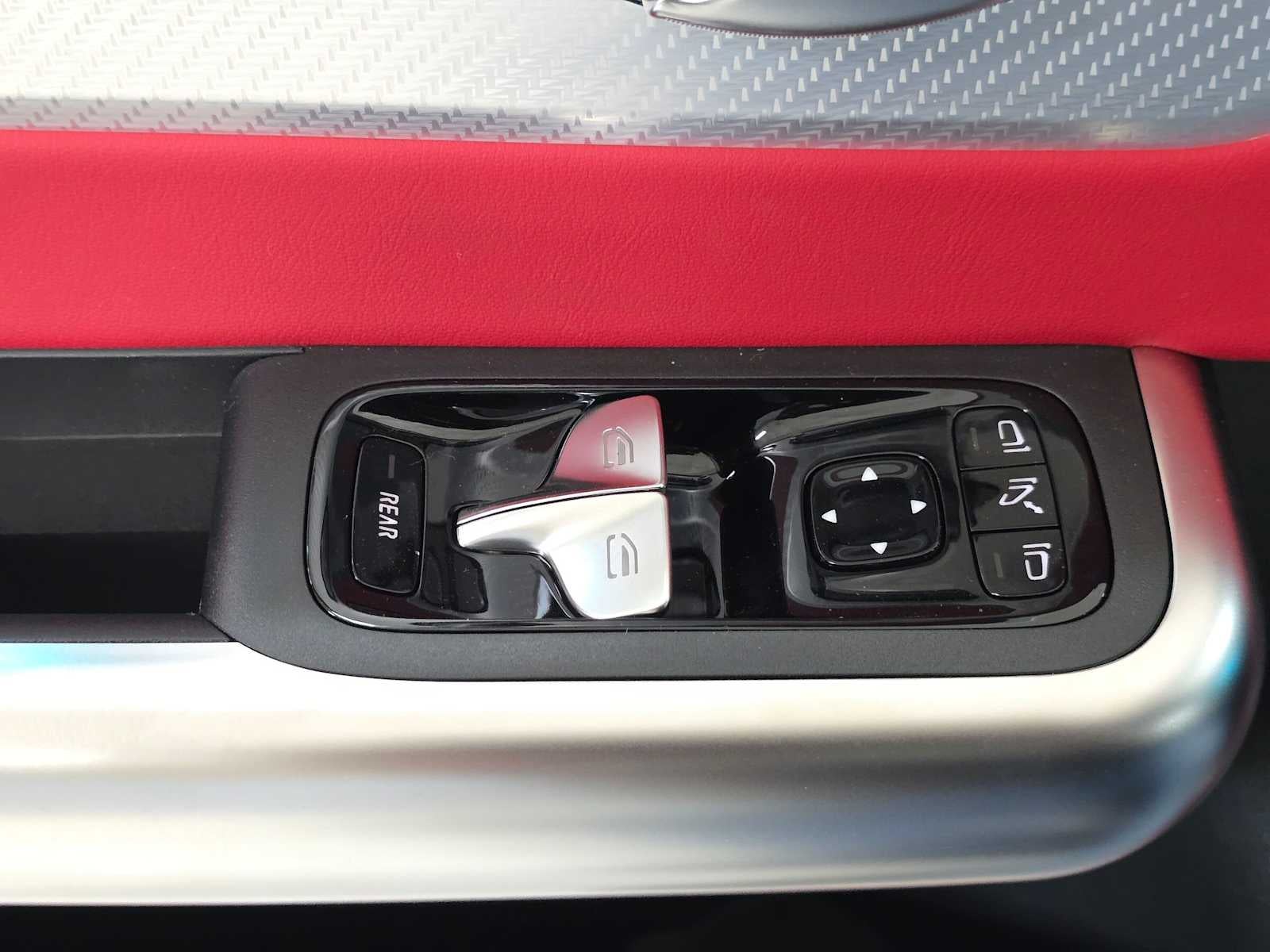2027 Mercedes-Benz CLA 220 Hybrid FWD