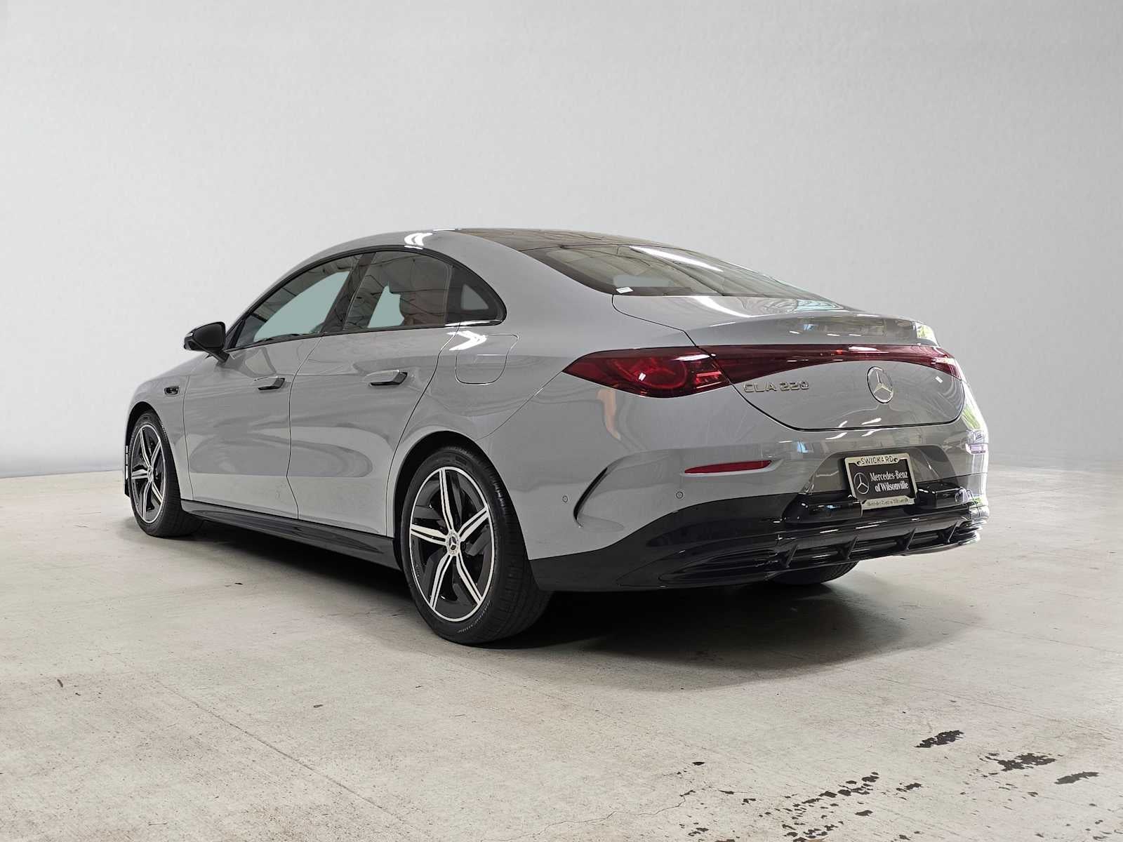 2027 Mercedes-Benz CLA 220 Hybrid FWD