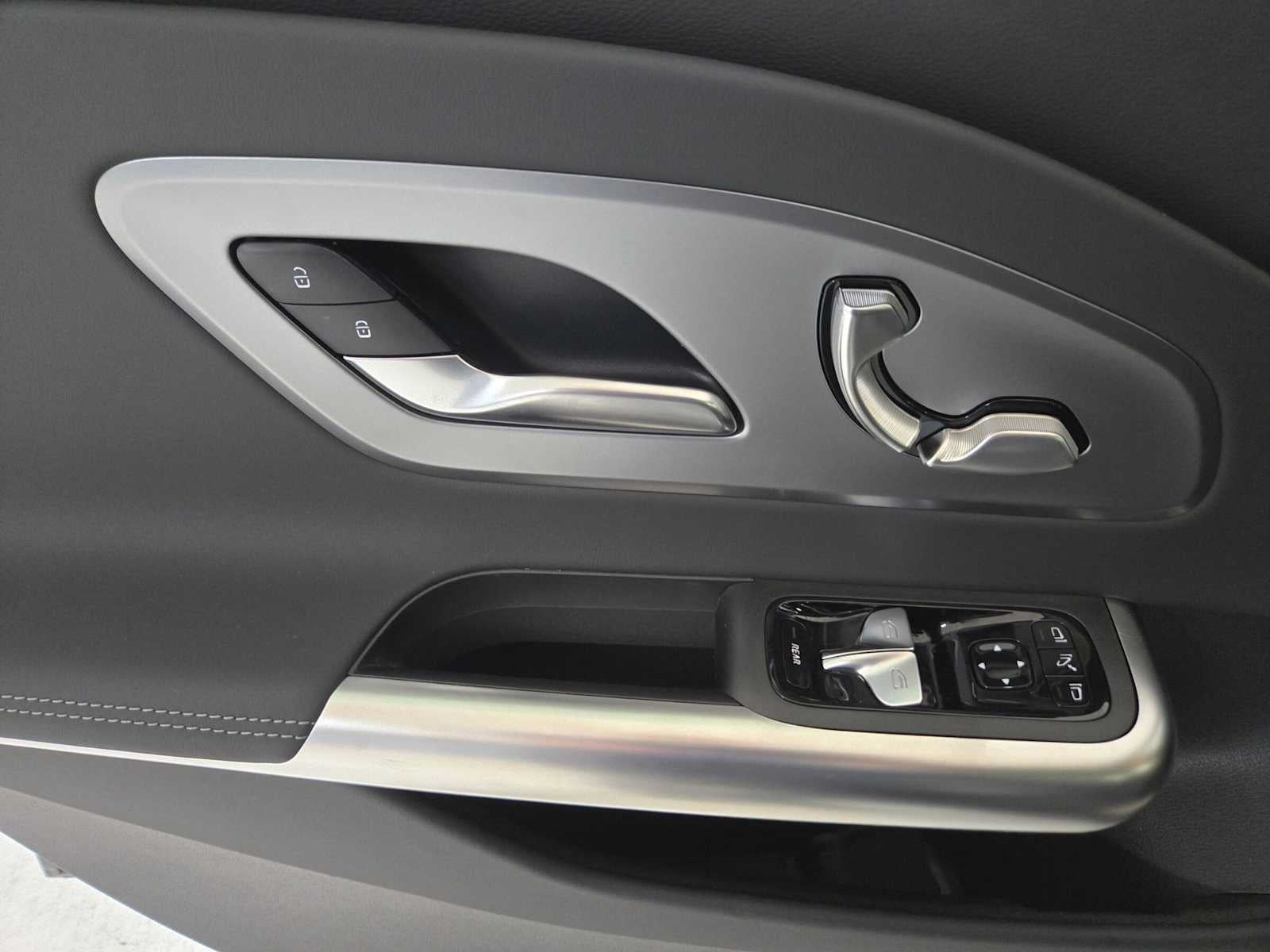 2027 Mercedes-Benz CLA 220 Hybrid FWD