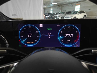 2027 Mercedes-Benz CLA 220 Hybrid FWD
