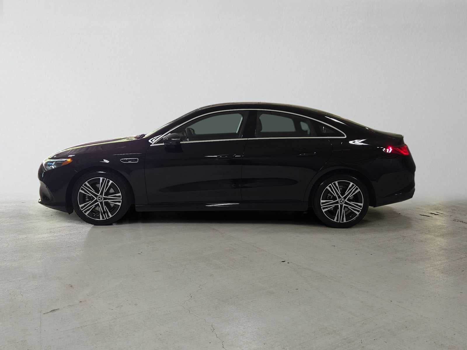 2027 Mercedes-Benz CLA 220 Hybrid FWD