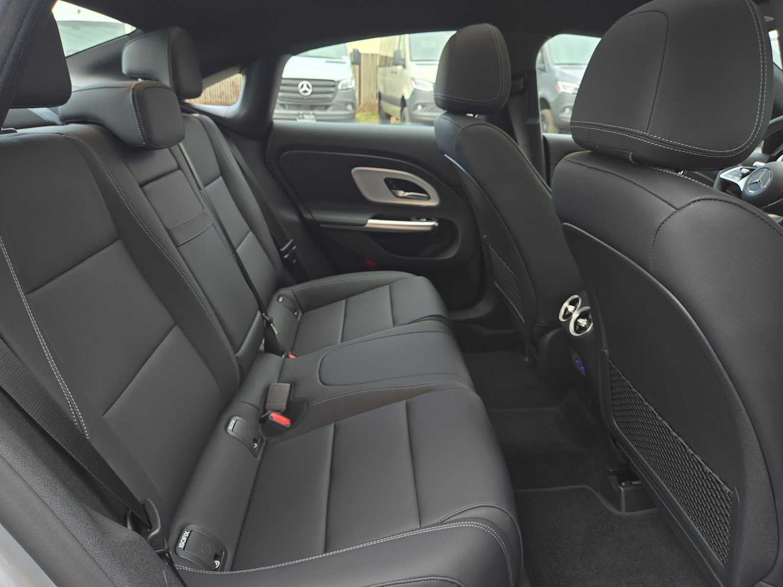 2027 Mercedes-Benz CLA 220 Hybrid FWD