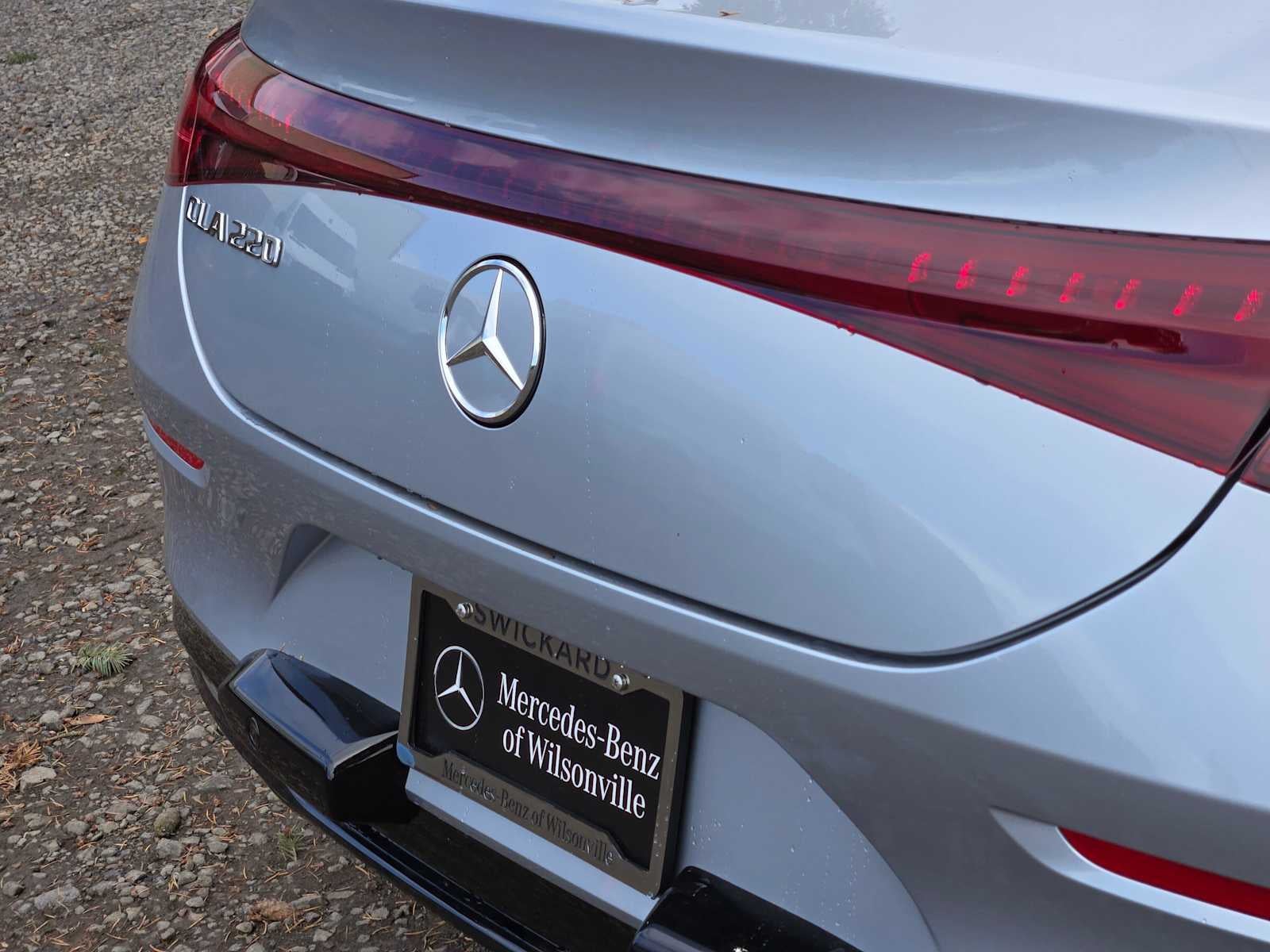 2027 Mercedes-Benz CLA 220 Hybrid FWD