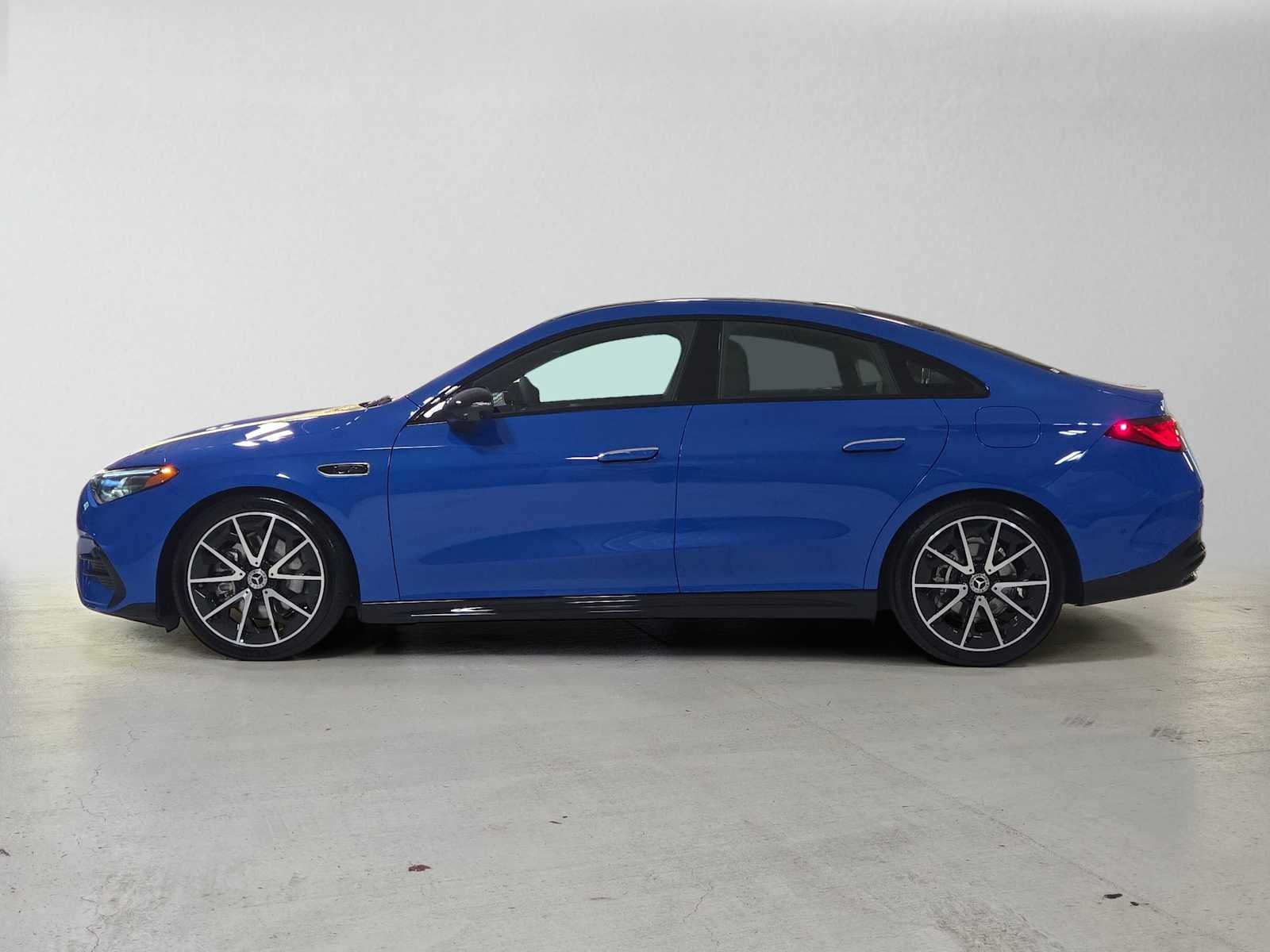 2027 Mercedes-Benz CLA 220 Hybrid FWD