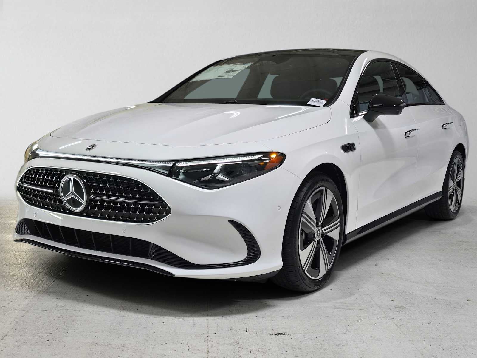 2027 Mercedes-Benz CLA 220 Hybrid FWD