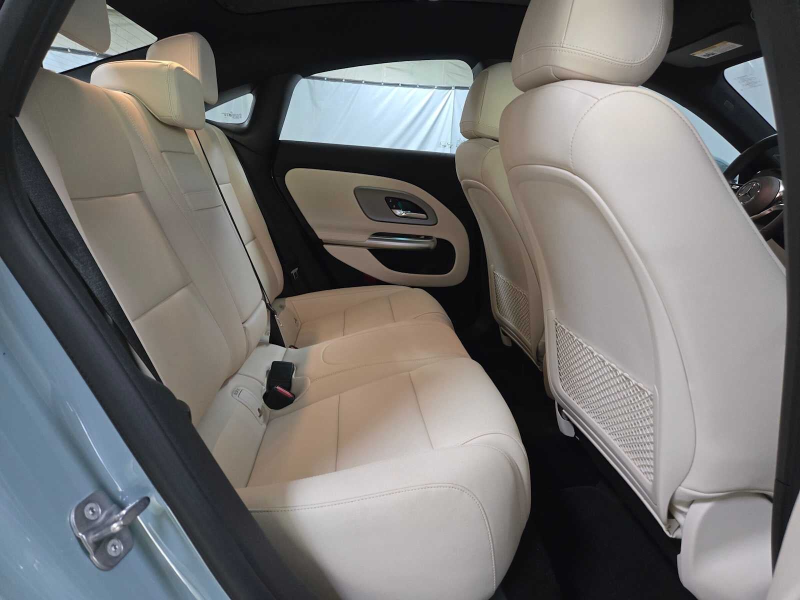 2027 Mercedes-Benz CLA 220 Hybrid FWD