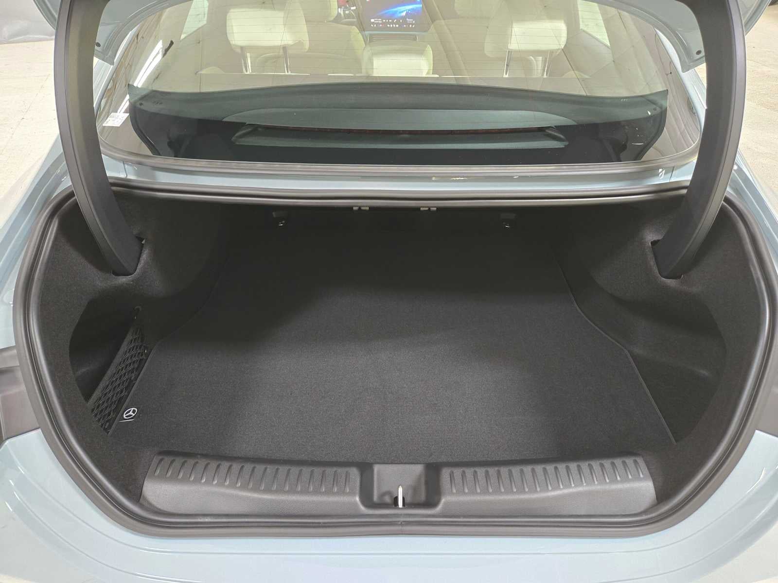 2027 Mercedes-Benz CLA 220 Hybrid FWD