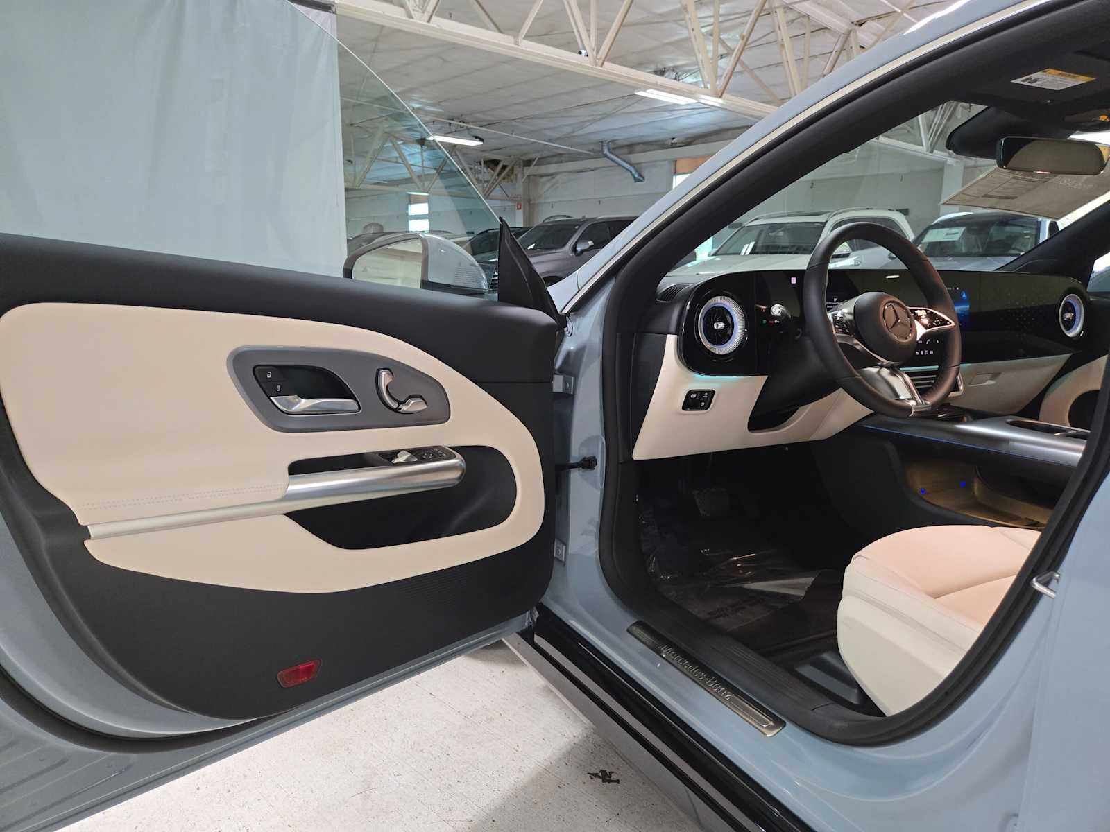 2027 Mercedes-Benz CLA 220 Hybrid FWD