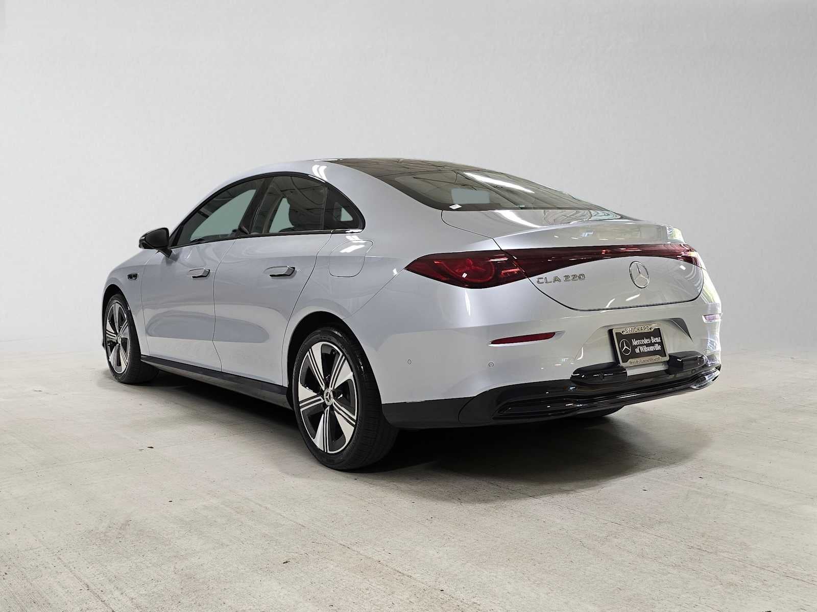 2027 Mercedes-Benz CLA 220 Hybrid FWD