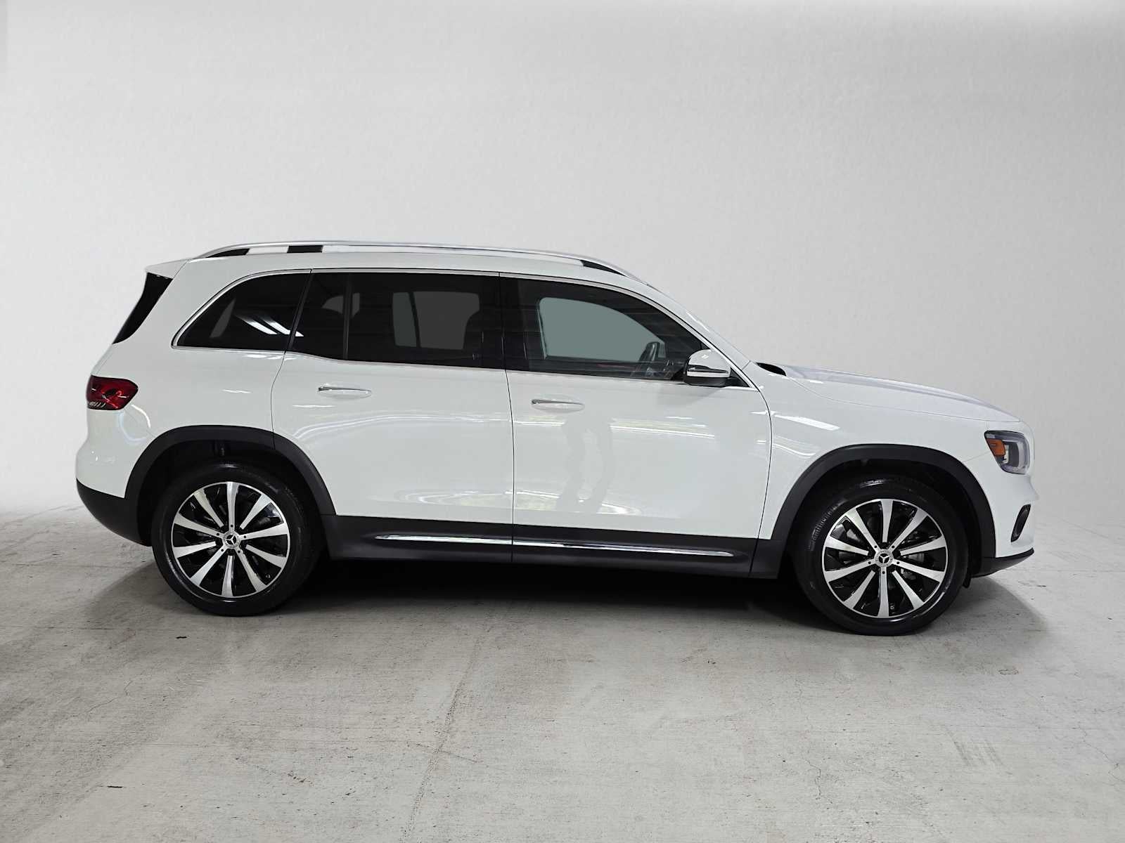 2023 Mercedes-Benz GLB 250 4MATIC® SUV