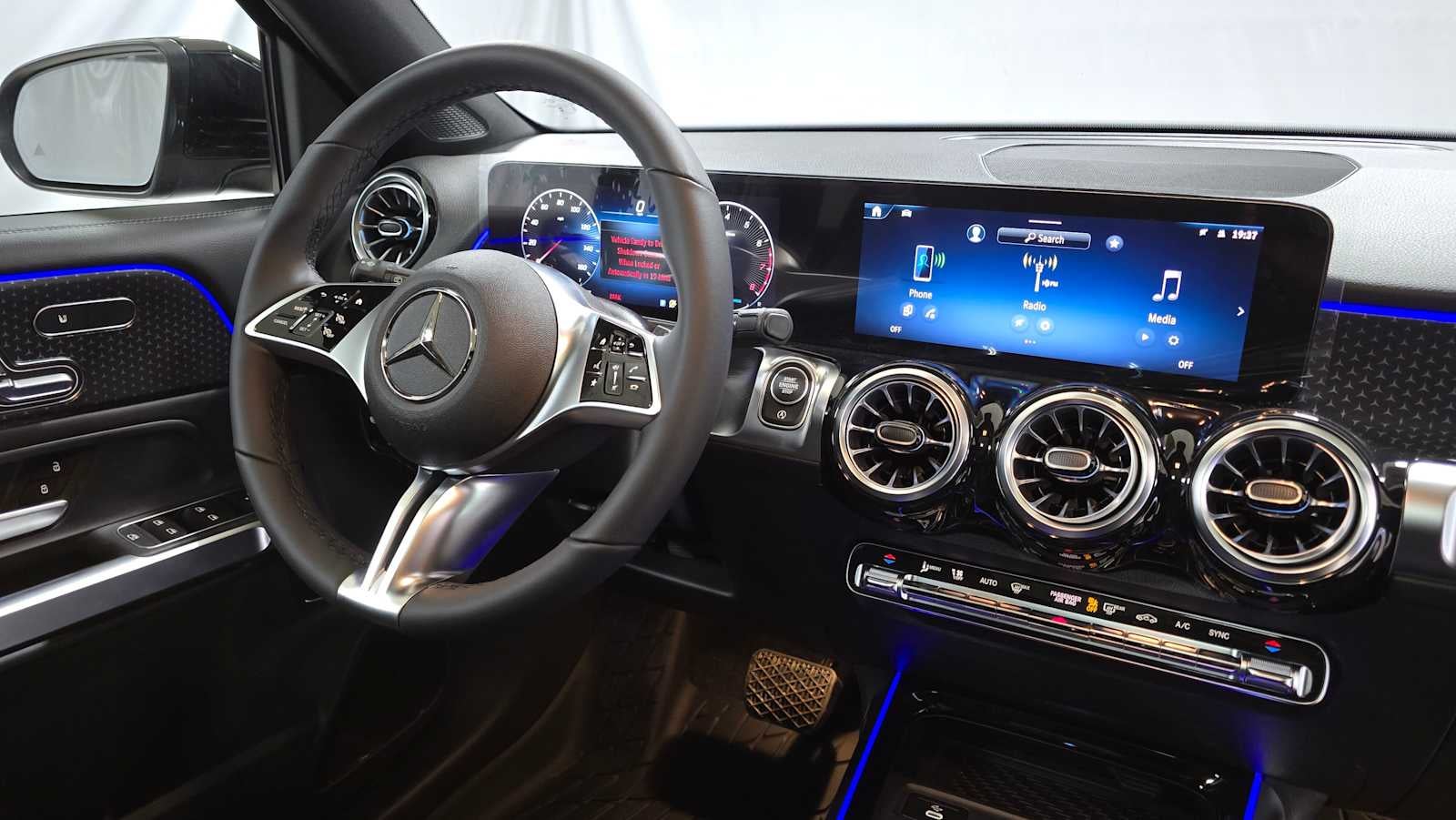 2026 Mercedes-Benz GLB 250 4MATIC® SUV