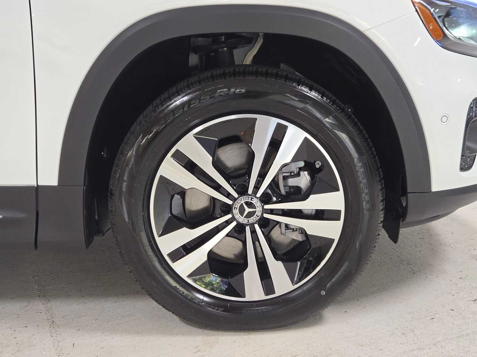 2026 Mercedes-Benz GLB 250 4MATIC® SUV