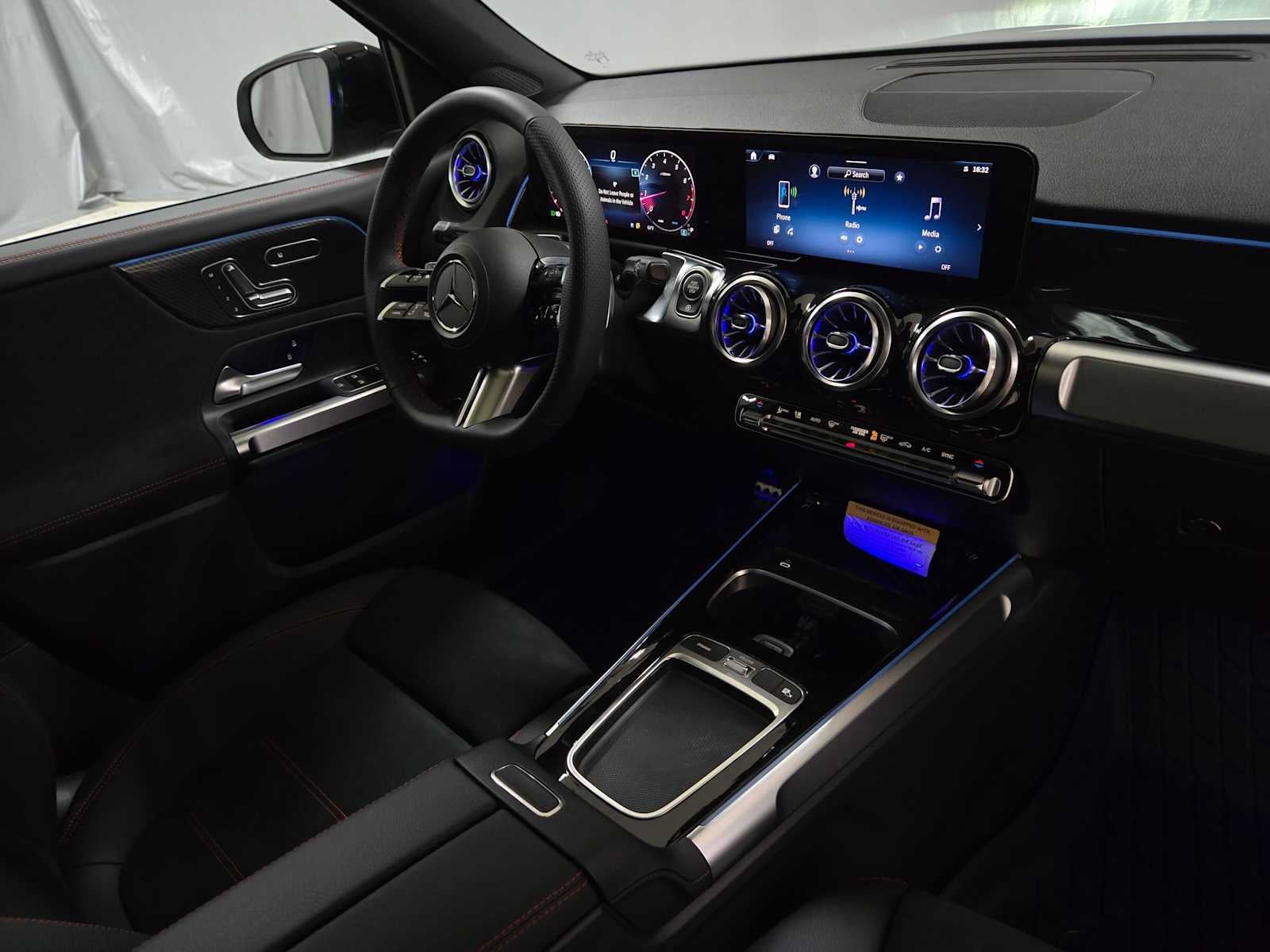 2026 Mercedes-Benz GLB 250 4MATIC® SUV